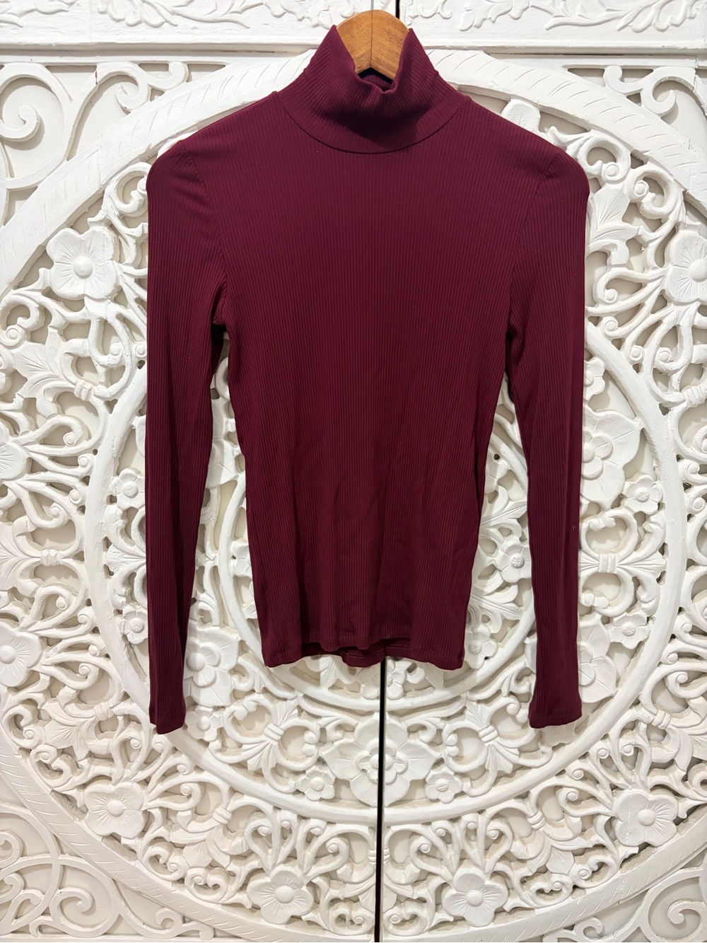 Wilfred Turtleneck Burgundy Ribbed Long Sleeve Top Small